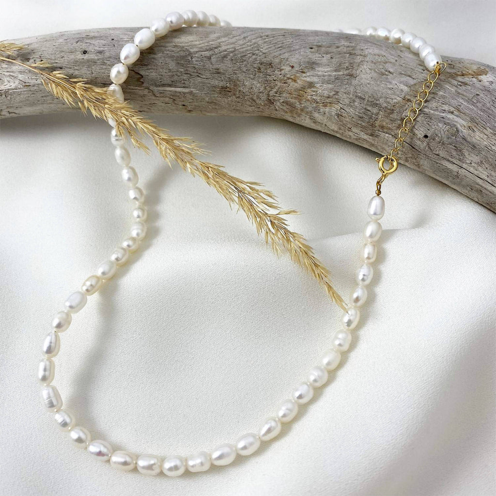 Rice pearl necklace - Vermeil jewelry - Piper and Pearl - Dainty handmade jewelry made in Montreal - Freshwater pearls