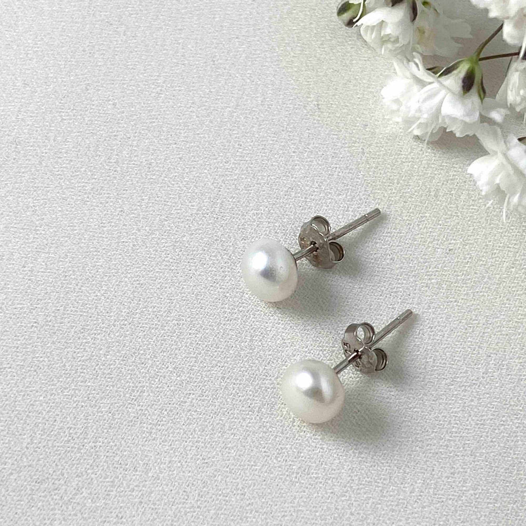 Victoria Earrings- Dainty Handmade -Gold Minimalist - Modern Gift for Her - Piper and Pearl Jewelry - Montreal Canada Artisan