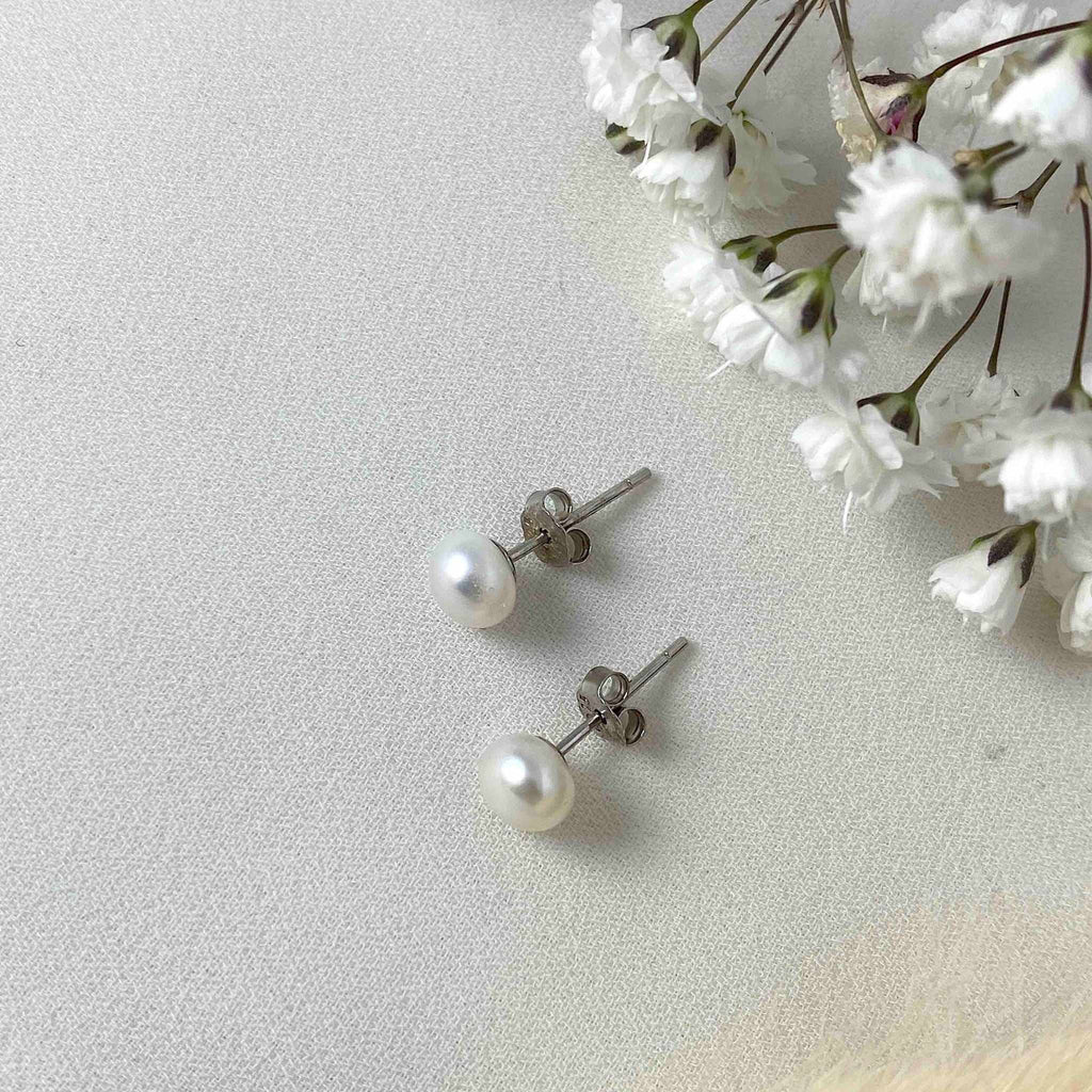 Victoria Earrings- Dainty Handmade -Gold Minimalist - Modern Gift for Her - Piper and Pearl Jewelry - Montreal Canada Artisan