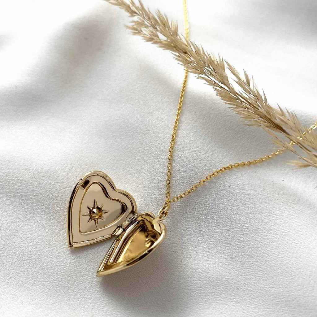 Sofia Necklace- Dainty Handmade -Gold Minimalist - Modern Gift for Her - Piper and Pearl Jewelry - Montreal Canada Artisan